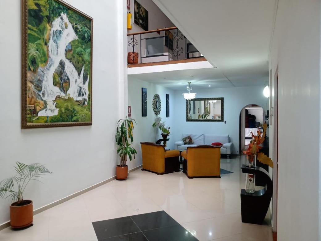 Hotel Brisas Medellin Medellín Exterior foto
